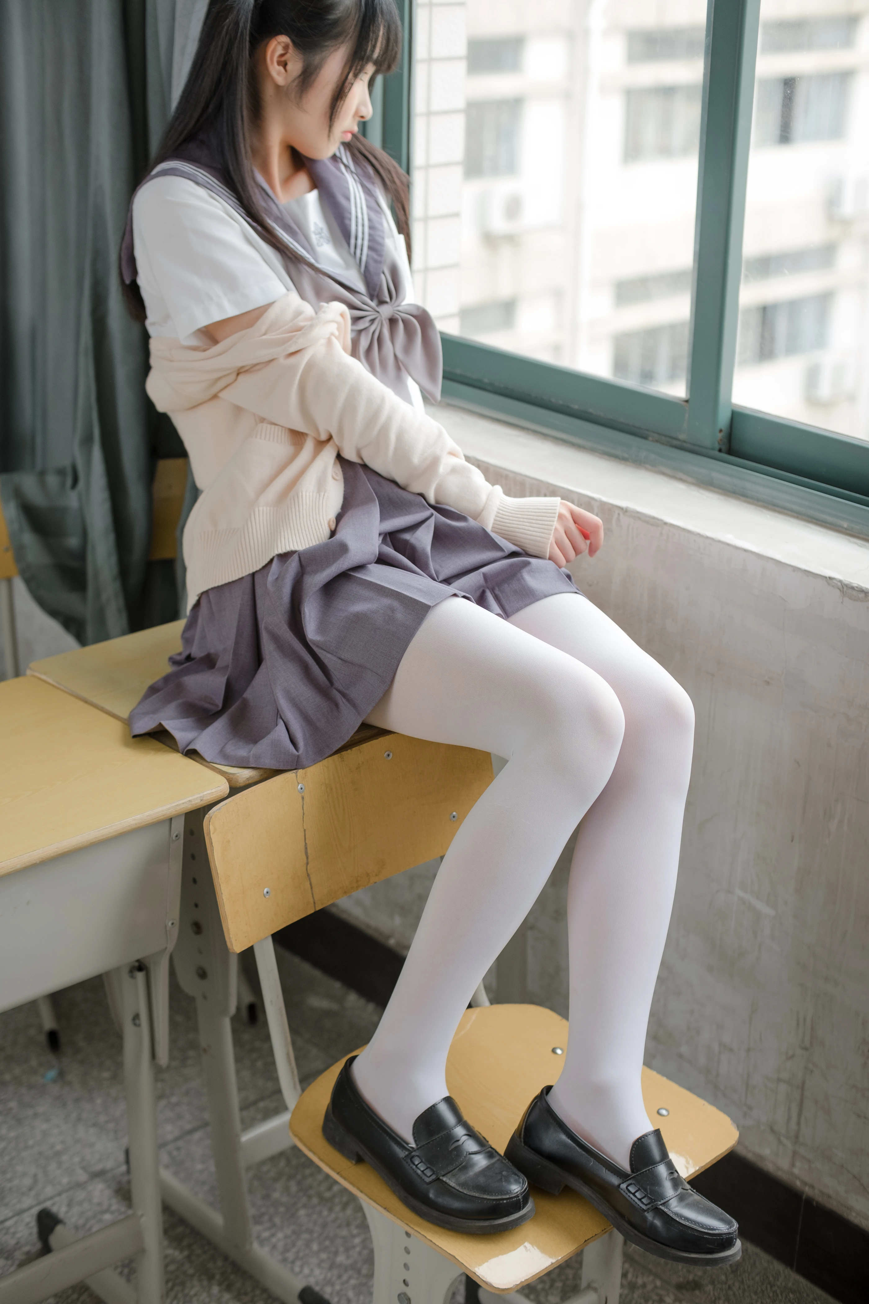森萝财团 [X-017] JK校服白丝 [99P 1V]插图2